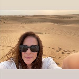 Meet your Posher, Debra